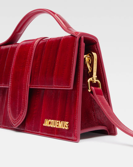 LA CASA
Crossbody flap bag