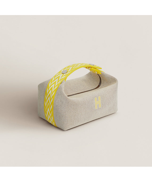 Bride-a-Brac case, small model