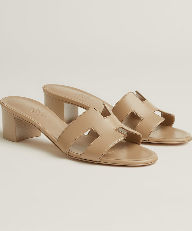 Oasis sandal
