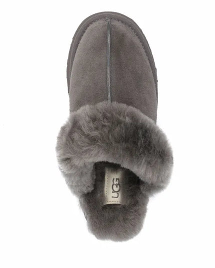 UGG
Disquette suede slippers