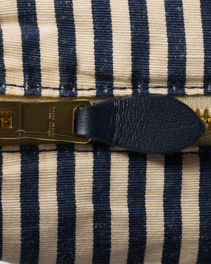Jacquard fabric pouch with logo