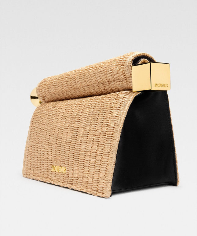LA CROISIÈRE
Take-out clutch.