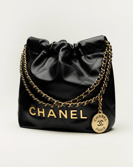 CHANEL 22 Mini