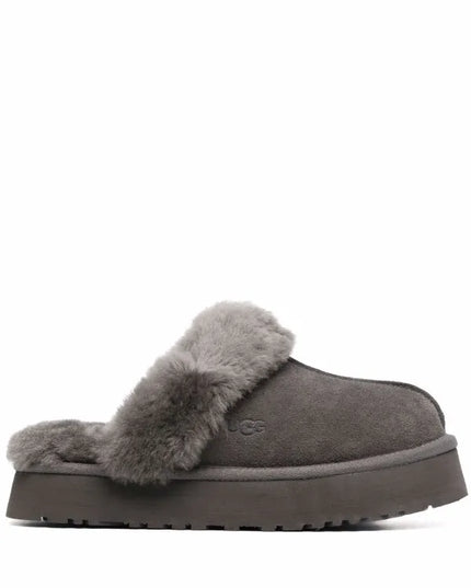 UGG
Disquette suede slippers