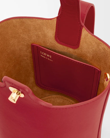 LOEWE Mini Pebble bucket in smooth calfskin