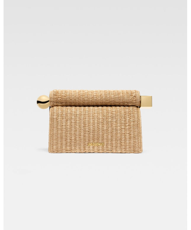 LA CROISIÈRE
Take-out clutch.