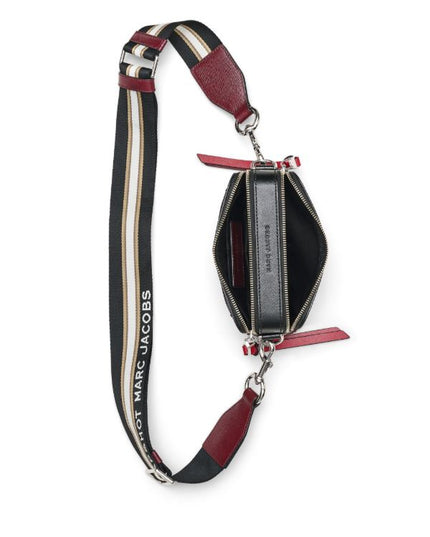 Marc Jacobs
The Snapshot camera bag