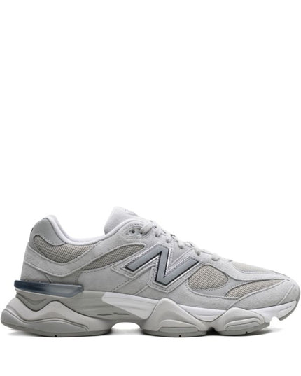 New Balance
9060 "Silver Metallic Grey" sneakers