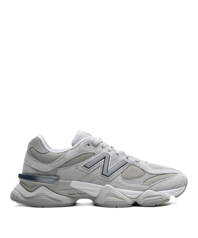 New Balance
9060 "Silver Metallic Grey" sneakers