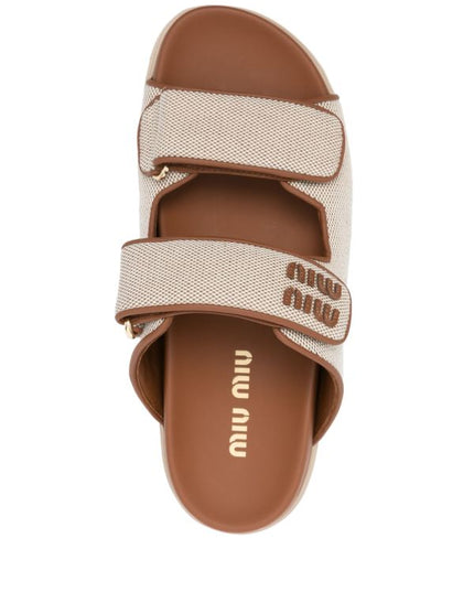 Miu Miu
logo-lettering sandals
