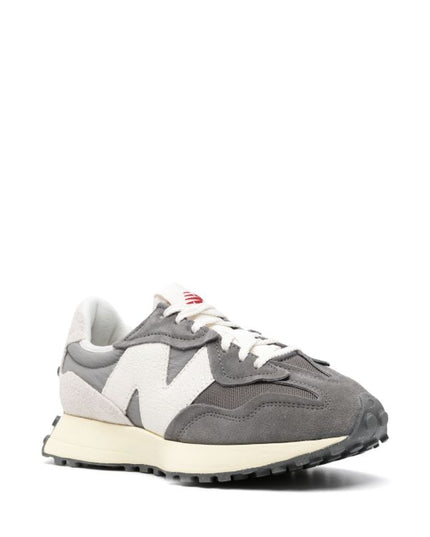 New Balance
327 sneakers