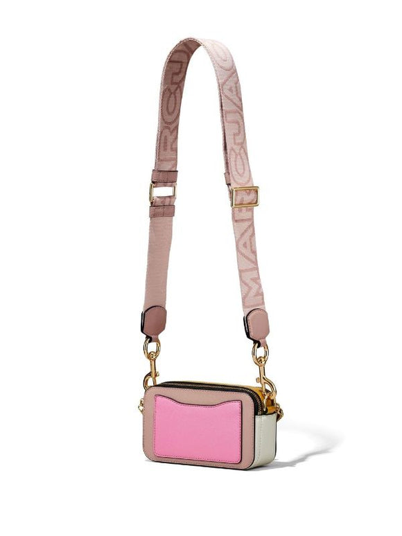 Marc Jacobs
The Snapshot camera bag