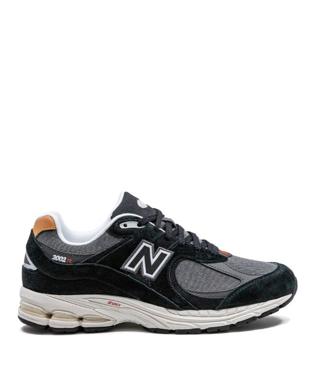 New Balance 2002R Sneakers