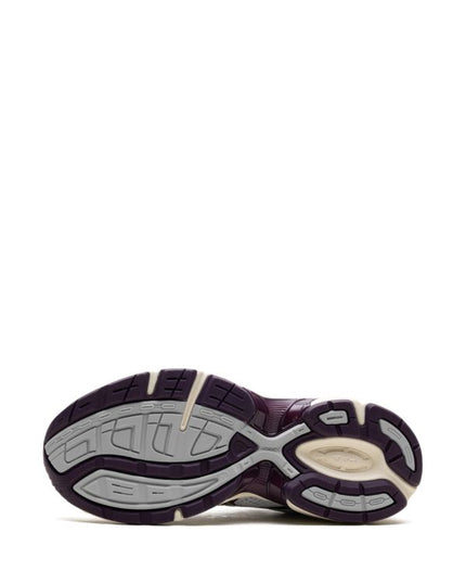 ASICS
GEL-1130 "White/Deep Plum" sneakers