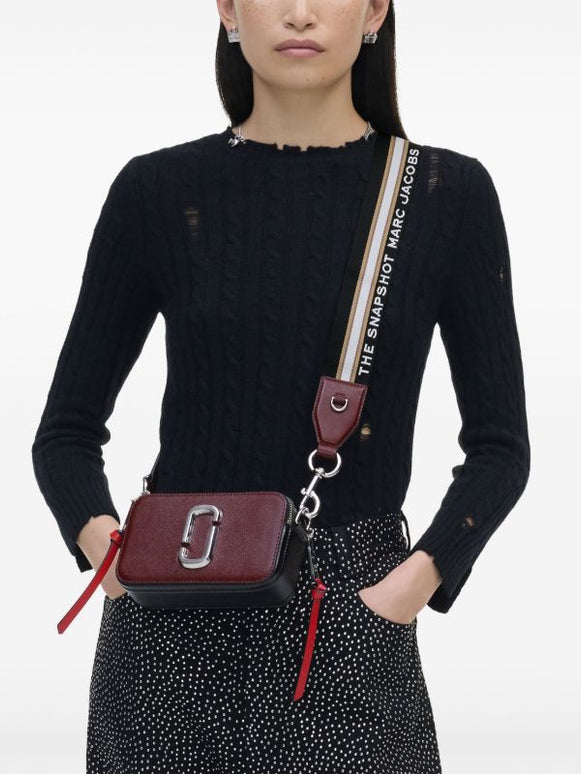 Marc Jacobs
The Snapshot camera bag