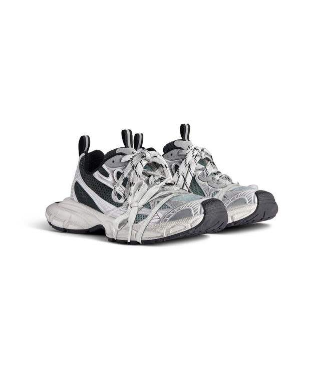 Women's 3xl Gradient Sneaker in Black/grey/white