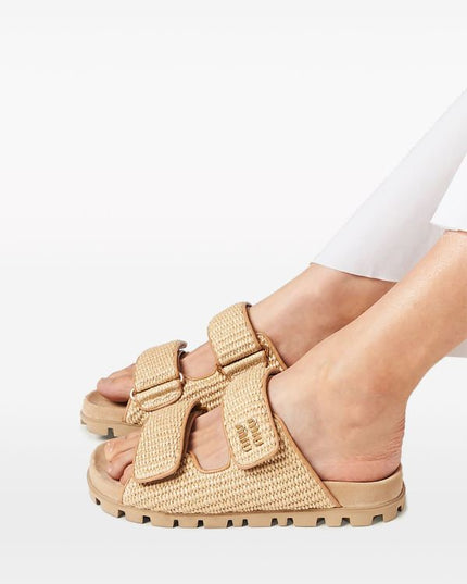 Miu Miu
touch-strap raffia sandals