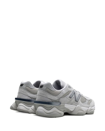 New Balance
9060 "Silver Metallic Grey" sneakers