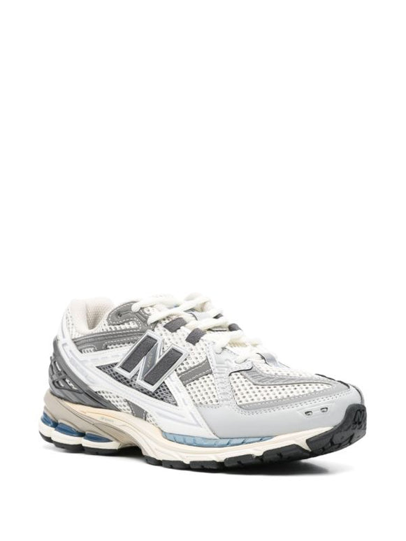 New Balance 1906R Sneakers