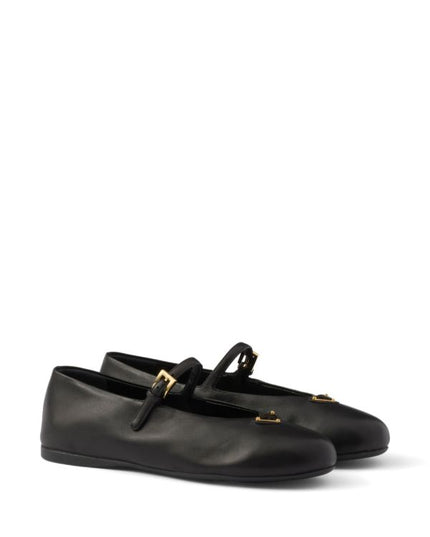 Prada
enamel logo ballerina shoes