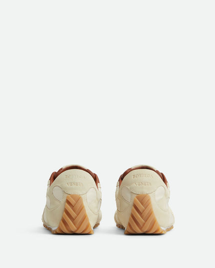 Orbit Flash Sneaker