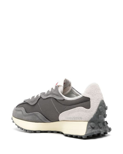 New Balance
327 sneakers