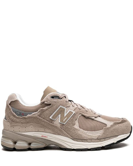 New Balance
2002RD "Driftwood/Sea Salt" sneakers