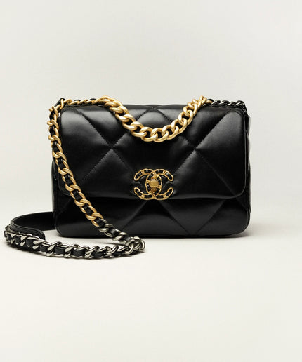 CHANEL 19 Handbag