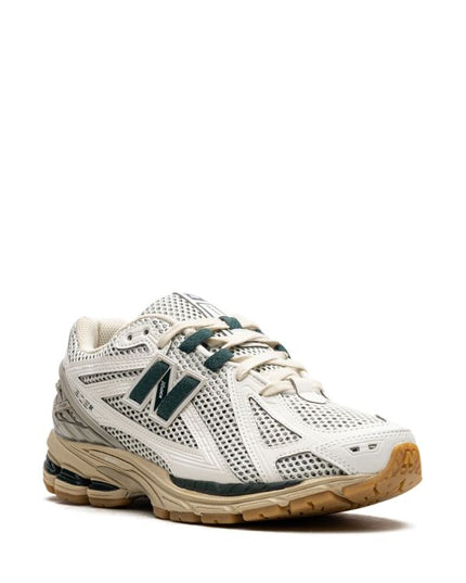 New Balance
1906R "White Green Cream" sneakers