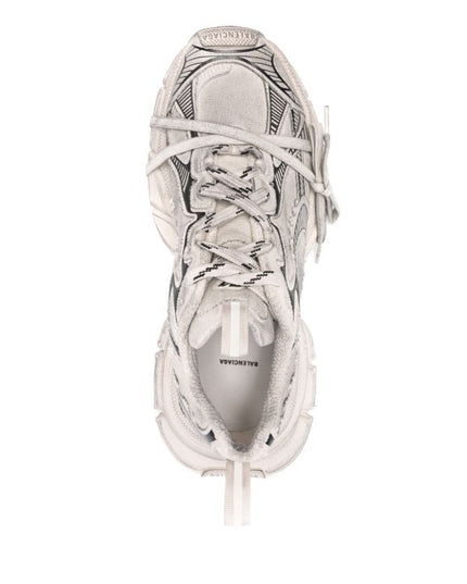 Balenciaga
3XL sneakers