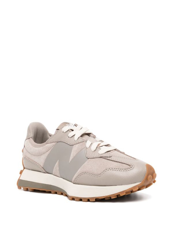 New Balance
327 sneakers