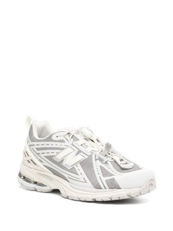 New Balance 1906R Sneakers