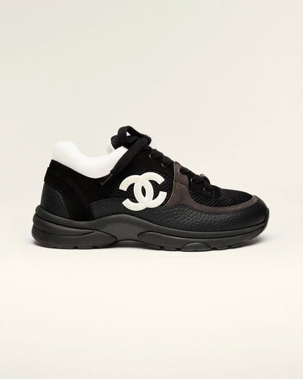 Chanel logo sneaker