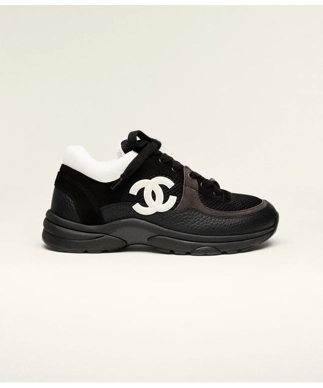 Chanel logo sneaker