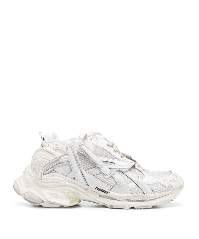 Runner logo-embroidered sneakers