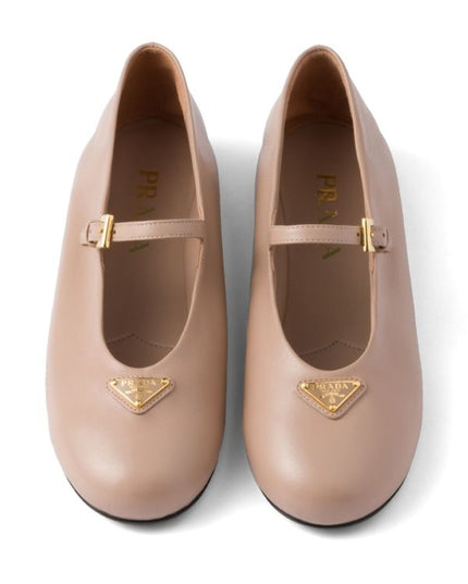 Prada
leather ballet flats