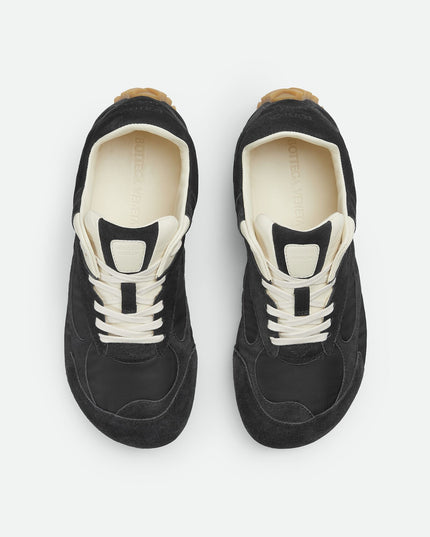 Orbit Flash Sneaker