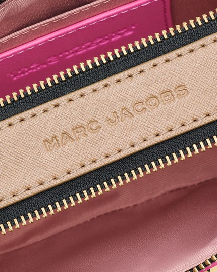 Marc Jacobs
The Snapshot crossbody bag