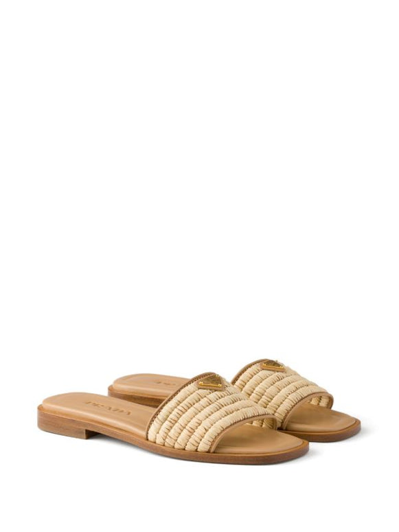 Prada
crochet-detail leather sandals
