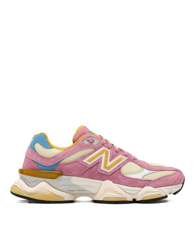 New Balance
9060 "pink taffy/calcium" sneakers