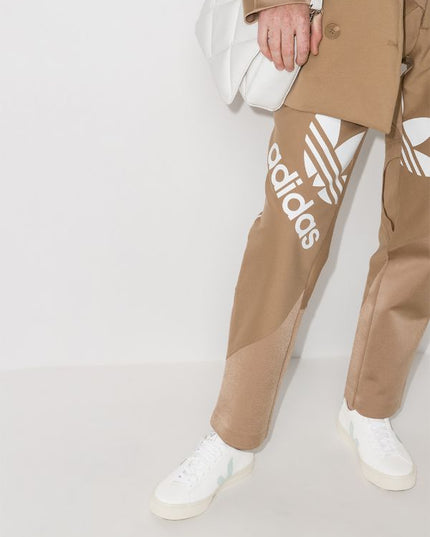 VEJA
V-10 sneakers