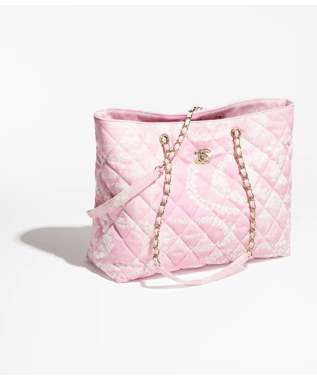 The Chanel Coco Beach 2025 collection
 
Shopping Bag