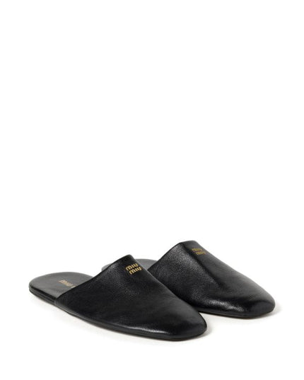 Miu Miu
leather slippers
