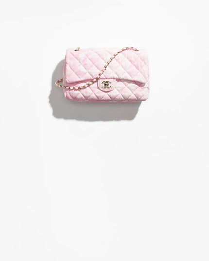 The Chanel Coco Beach 2025 collection
 
Maxi Flapbag