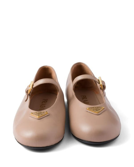 Prada
leather ballet flats