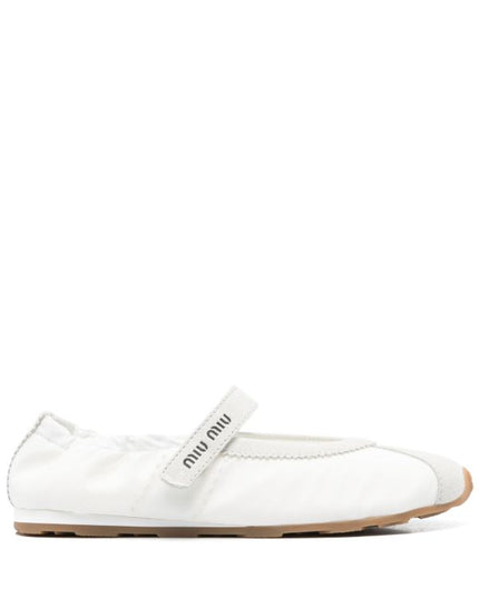 Miu Miu
suede-panels ballet flats