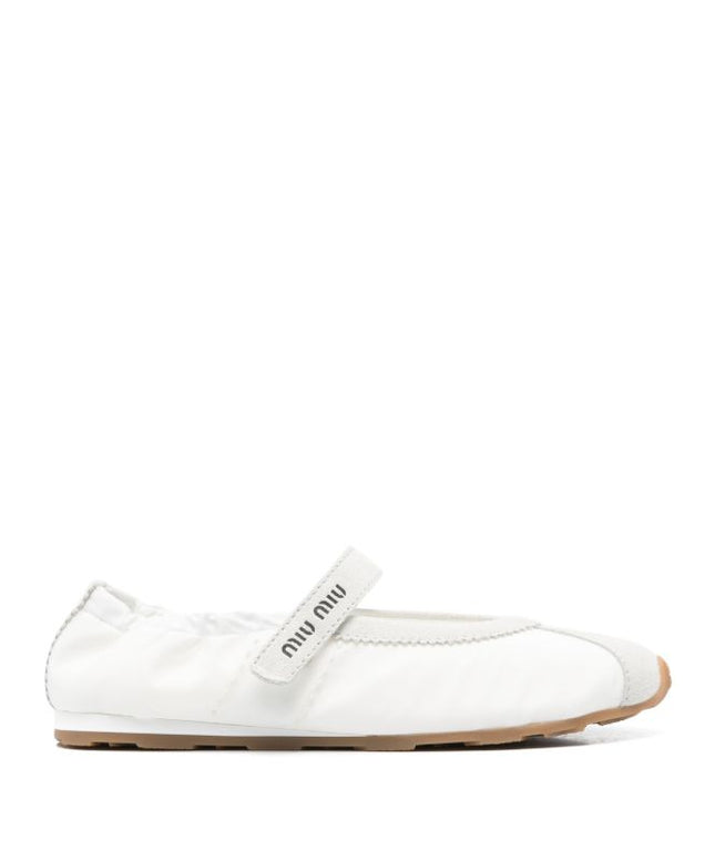 Miu Miu
suede-panels ballet flats