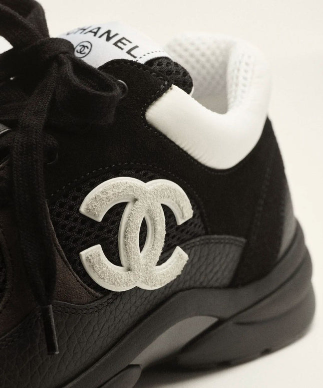 Chanel logo sneaker