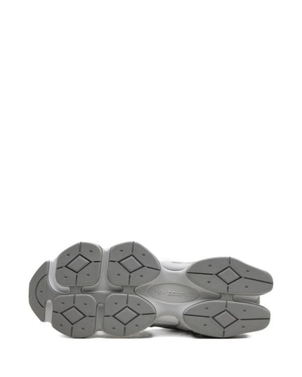 New Balance
9060 "Silver Metallic Grey" sneakers